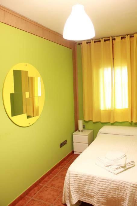 Piso Exterior Completo A 20 ' De Barcelona. Apartment